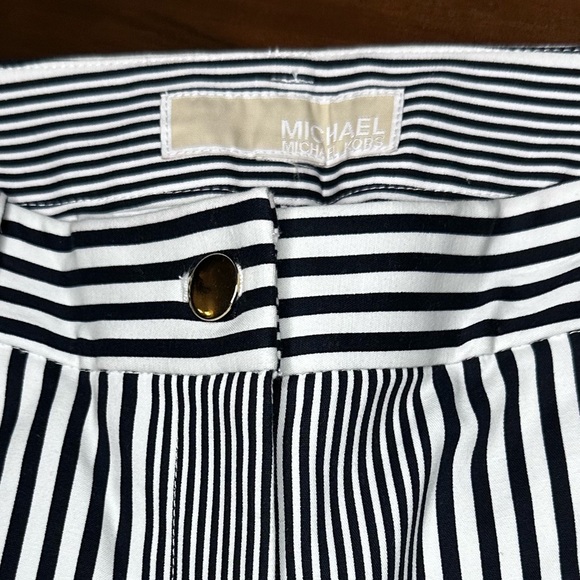 MICHAEL KORS STRIPED CAPRI PANT - Picture 5 of 11
